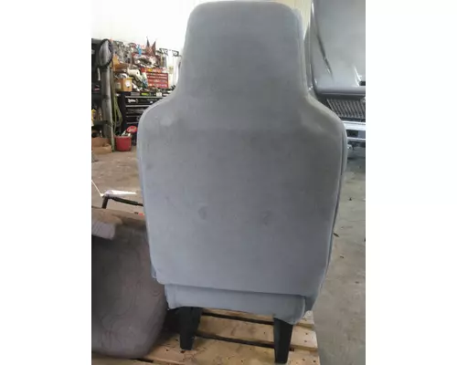 INTERNATIONAL 4300 SEAT, FRONT