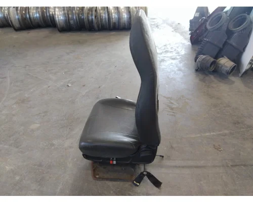 INTERNATIONAL 4300 SEAT, FRONT