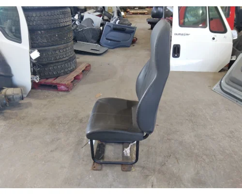 INTERNATIONAL 4300 SEAT, FRONT