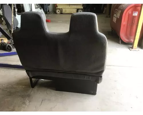 INTERNATIONAL 4300 SEAT, FRONT