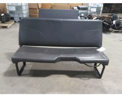 INTERNATIONAL 4300 SEAT, FRONT