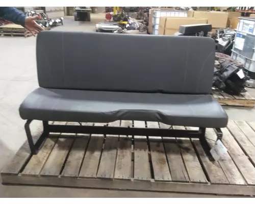 INTERNATIONAL 4300 SEAT, FRONT