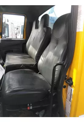 INTERNATIONAL 4300 SEAT, FRONT