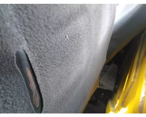 INTERNATIONAL 4300 SEAT, FRONT