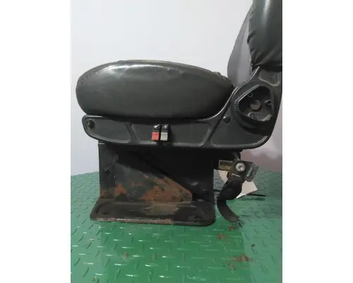 INTERNATIONAL 4300 SEAT, FRONT