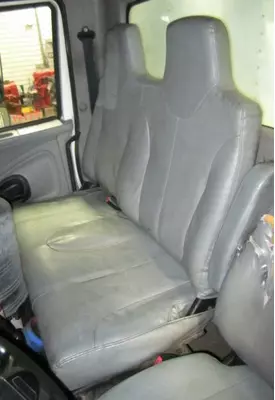 INTERNATIONAL 4300 SEAT, FRONT