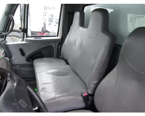 INTERNATIONAL 4300 SEAT, FRONT