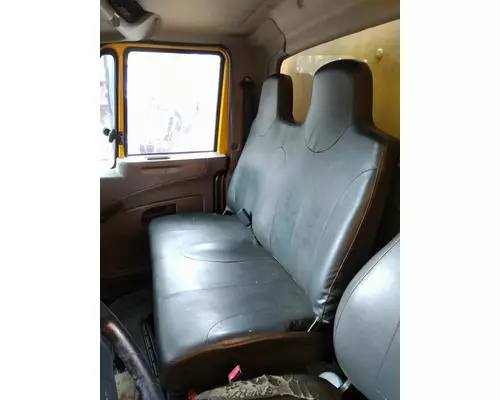 INTERNATIONAL 4300 SEAT, FRONT