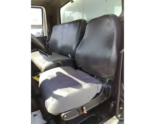 INTERNATIONAL 4300 SEAT, FRONT