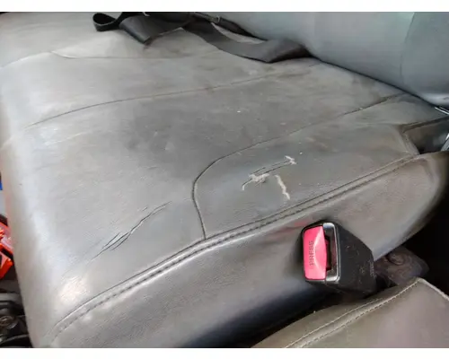 INTERNATIONAL 4300 SEAT, FRONT