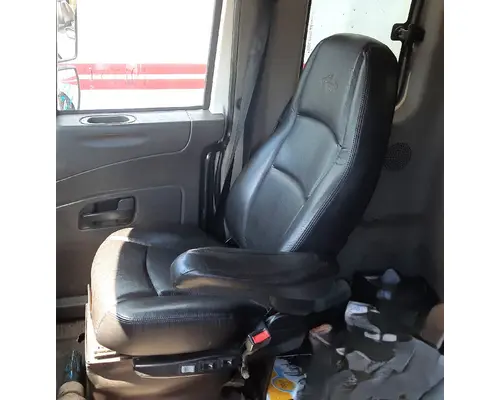 INTERNATIONAL 4300 SEAT, FRONT