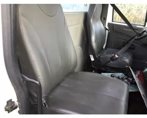 INTERNATIONAL 4300 SEAT, FRONT