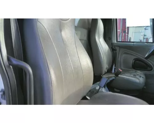 INTERNATIONAL 4300 SEAT, FRONT