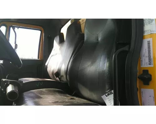 INTERNATIONAL 4300 SEAT, FRONT