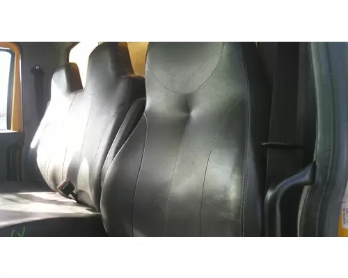 INTERNATIONAL 4300 SEAT, FRONT