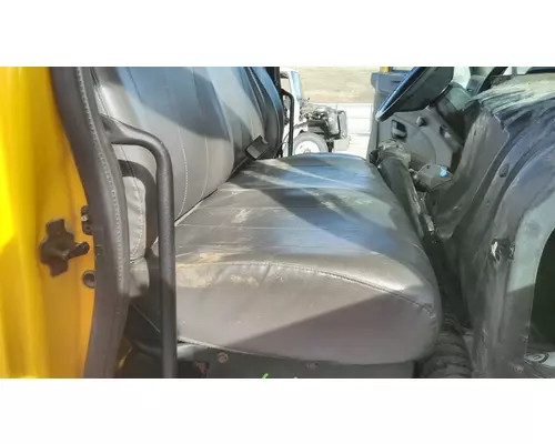 INTERNATIONAL 4300 SEAT, FRONT