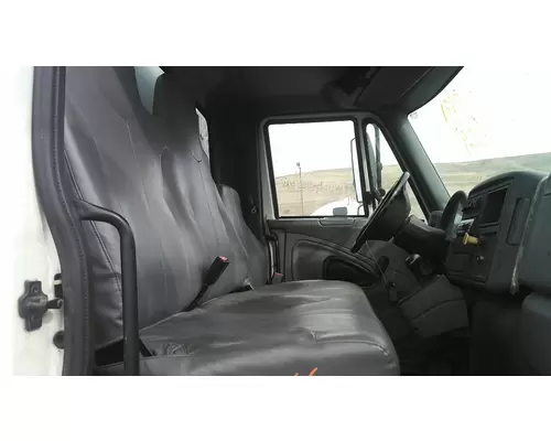 INTERNATIONAL 4300 SEAT, FRONT