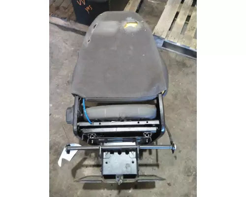 INTERNATIONAL 4300 SEAT, FRONT
