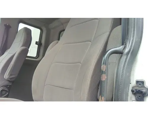 INTERNATIONAL 4300 SEAT, FRONT