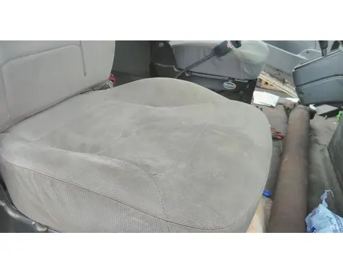 INTERNATIONAL 4300 SEAT, FRONT