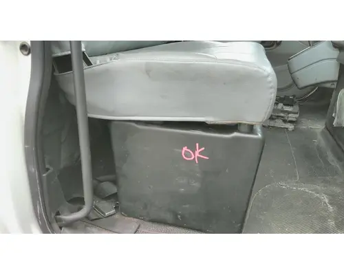 INTERNATIONAL 4300 SEAT, FRONT