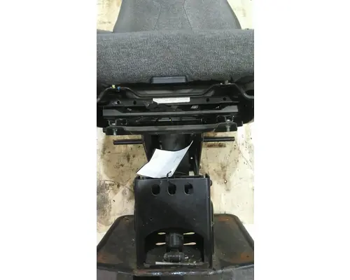 INTERNATIONAL 4300 SEAT, FRONT