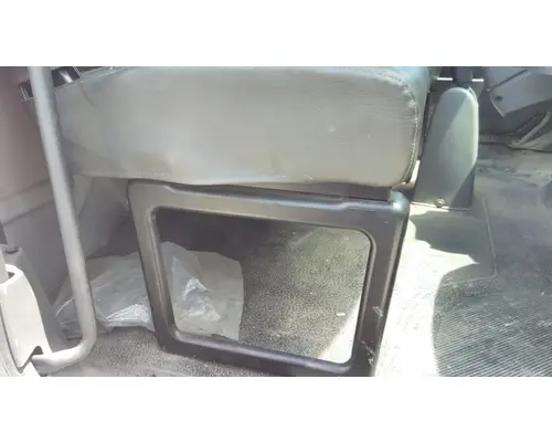 INTERNATIONAL 4300 SEAT, FRONT