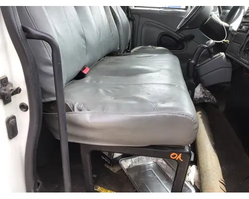 INTERNATIONAL 4300 SEAT, FRONT
