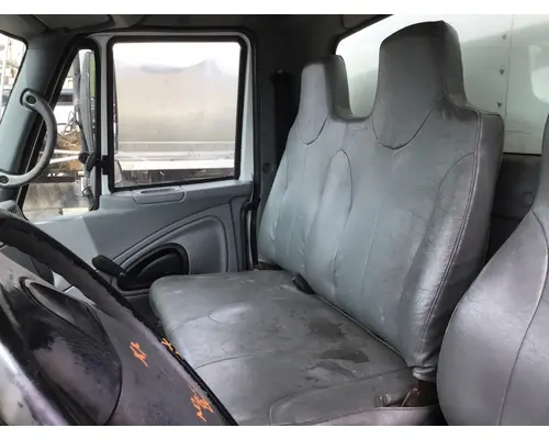 INTERNATIONAL 4300 SEAT, FRONT