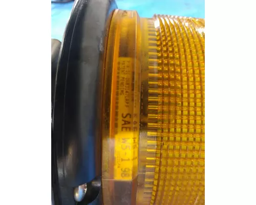 INTERNATIONAL 4300 STROBE LIGHT