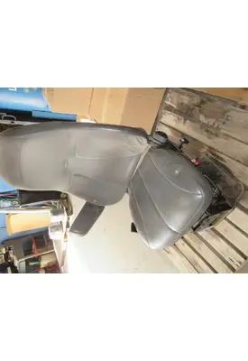 INTERNATIONAL 4300 Seat, Front