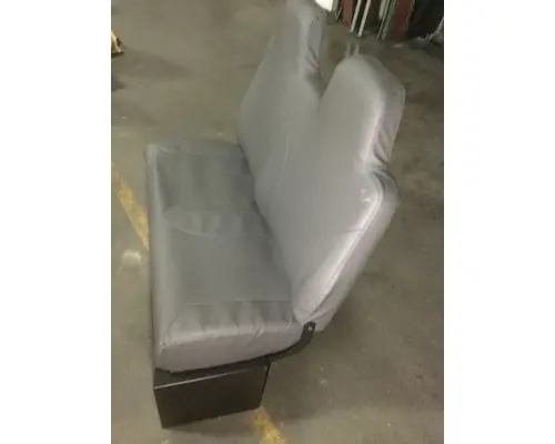 INTERNATIONAL 4300 Seat, Front