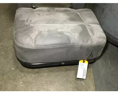 INTERNATIONAL 4300 Seat, Front