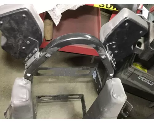 INTERNATIONAL 4300 Seat, Front