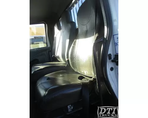 INTERNATIONAL 4300 Seat, Front