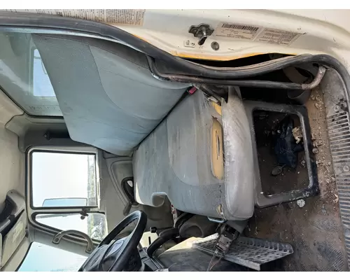 INTERNATIONAL 4300 Seat, Front