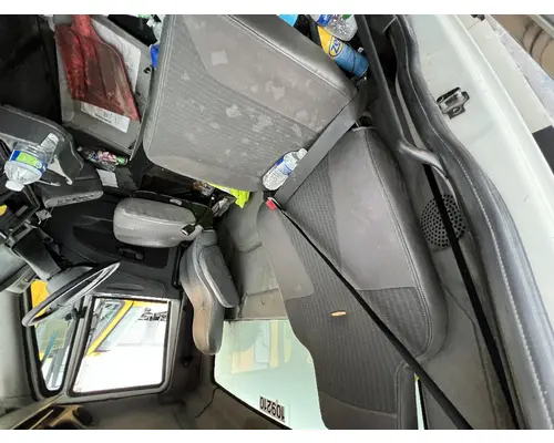 INTERNATIONAL 4300 Seat, Front