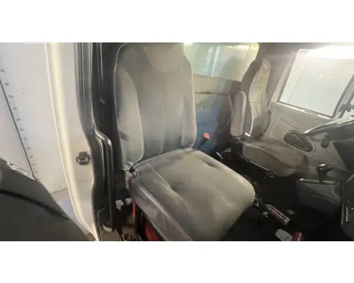 INTERNATIONAL 4300 Seat, Front