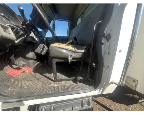 INTERNATIONAL 4300 Seat, Front