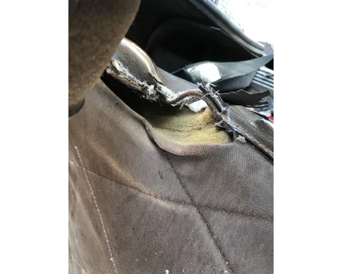 INTERNATIONAL 4300 Seat (non-Suspension)