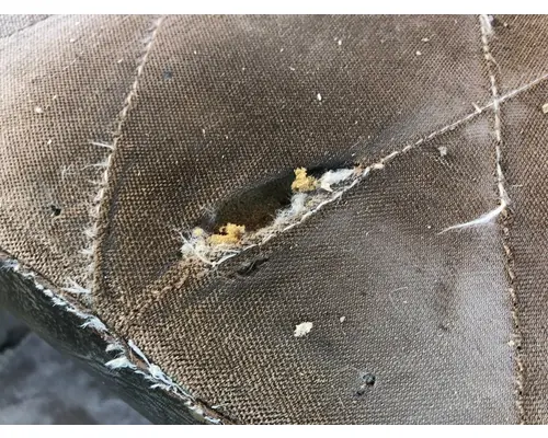 INTERNATIONAL 4300 Seat (non-Suspension)