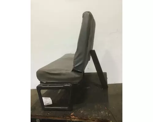 INTERNATIONAL 4300 Seat