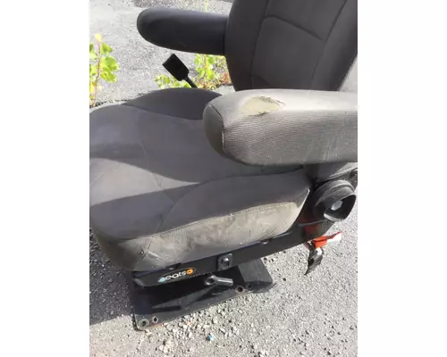 INTERNATIONAL 4300 Seat