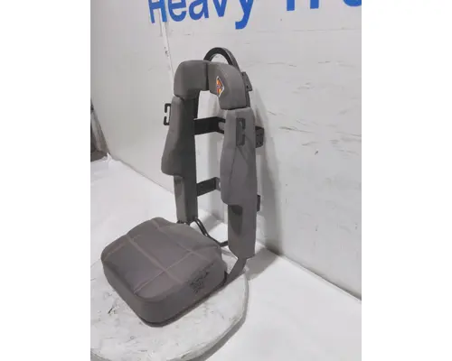 INTERNATIONAL 4300 Seats