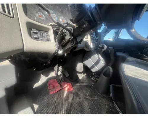 INTERNATIONAL 4300 Steering Column