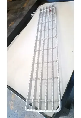 INTERNATIONAL 4300 Step