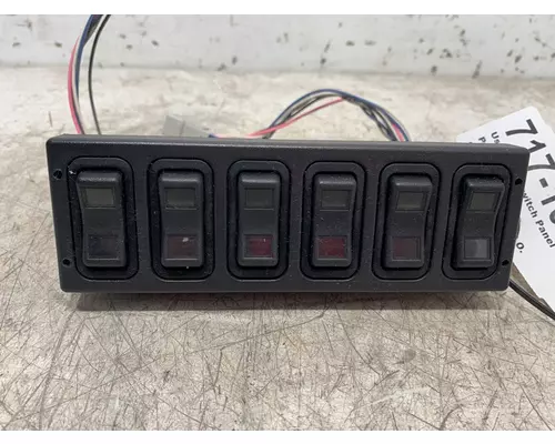 INTERNATIONAL 4300 Switch Panel