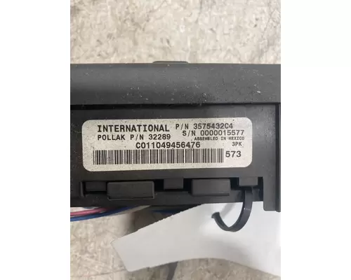 INTERNATIONAL 4300 Switch Panel
