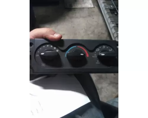 INTERNATIONAL 4300 TEMPERATURE CONTROL
