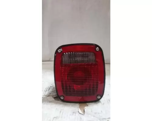 INTERNATIONAL 4300 Tail Lamp